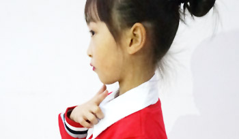 中學(xué)生對校服有哪些基本要求？