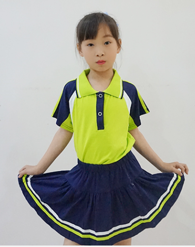 小學(xué)生校服0053