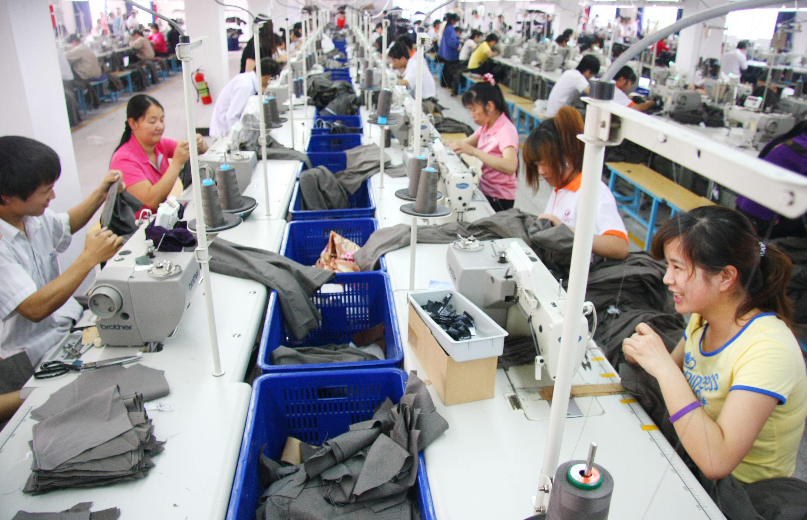 訂做校服車間圖
