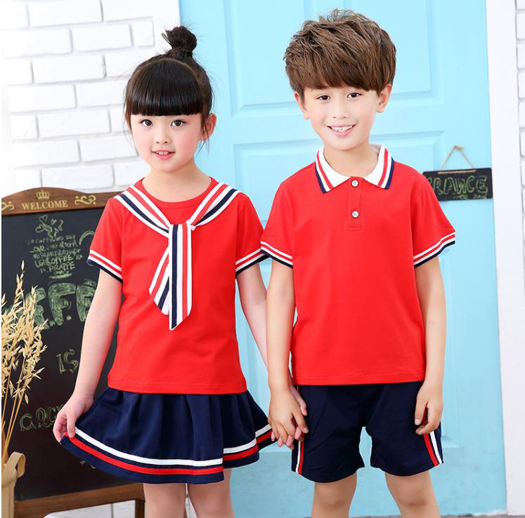 2018世界杯我看到了未來幼兒園園服的身影