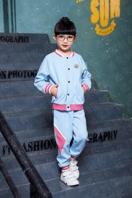 幼兒園園服設(shè)計(jì)-捐贈(zèng)幼兒園服-通榮制衣攜手合作