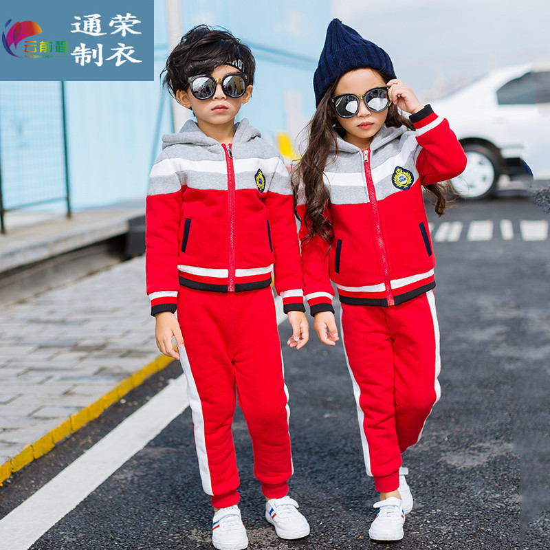 祖國(guó)的花朵需要我們打扮，幼兒園服廠(chǎng)家