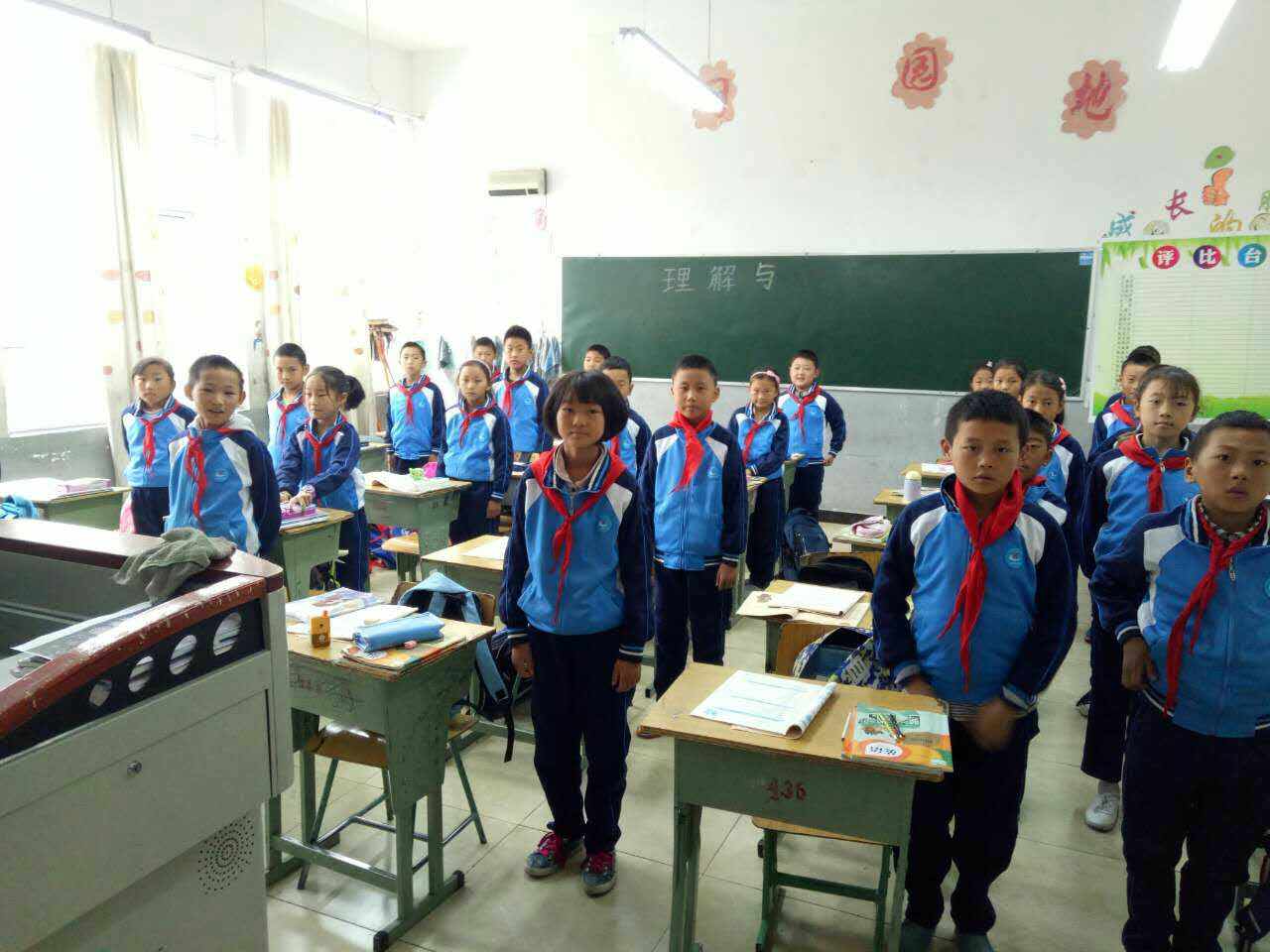 校服定制通榮制衣