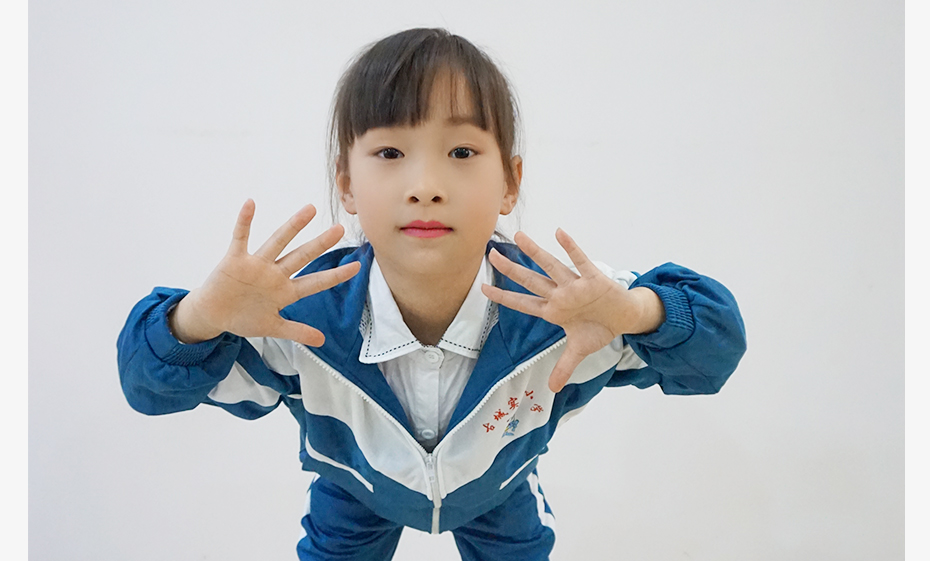惠州育苗小學(xué)校服定制